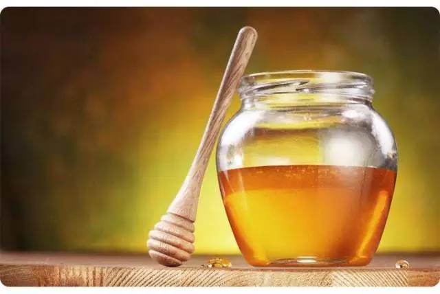 喝完酒没睡够第二天怎么醒酒,春节喝酒的自救方法