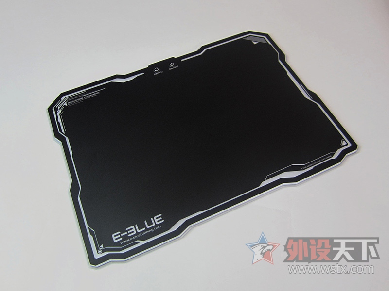 烧友的测评,宜博empo13鼠标垫