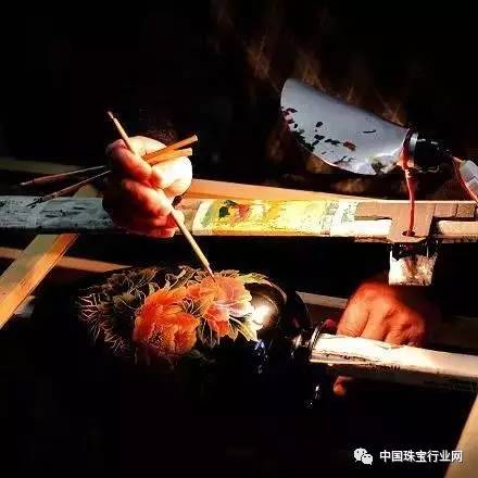 「文化」脱胎漆器：轻若浮云，此物只应天上有！