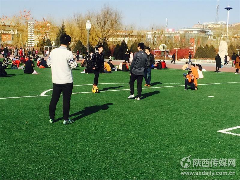 世纪广场每晚非常热闹,世纪广场热闹吗