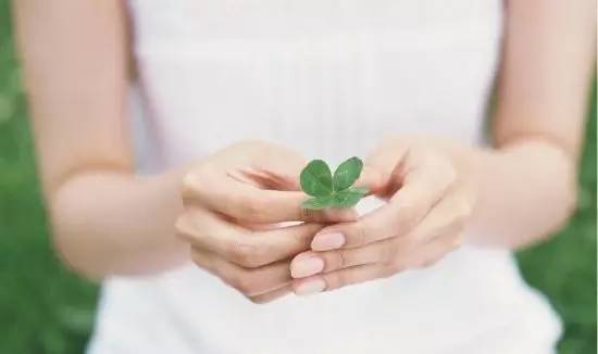 「惊呆」柳州一大妈肚子大得像怀孕7个月，医生打开后惊呆了……