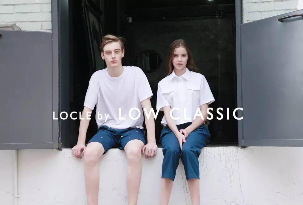 告别撞衫试试正流行的不对称衣服,适合40岁穿的小众品牌