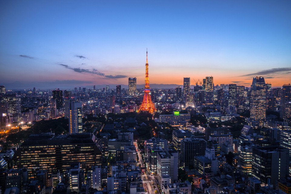 日本十大美妆品牌,日本美容精华液推荐