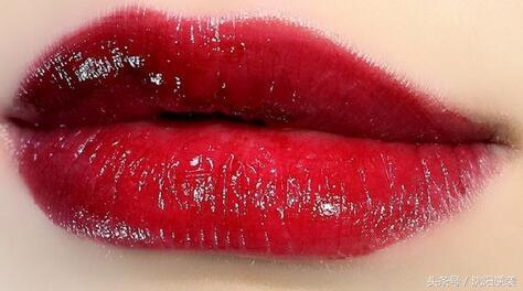 ysl圣罗兰黑管唇釉409试色,ysl圣罗兰黑管唇釉402樱桃色