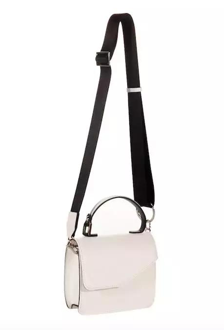 鬼怪剧终，那些美貌的包包却让女王完全停不下来种草