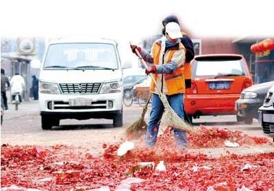 汽车玻璃被鞭炮炸伤了可以修复吗,鞭炮炸伤车漆了怎么办