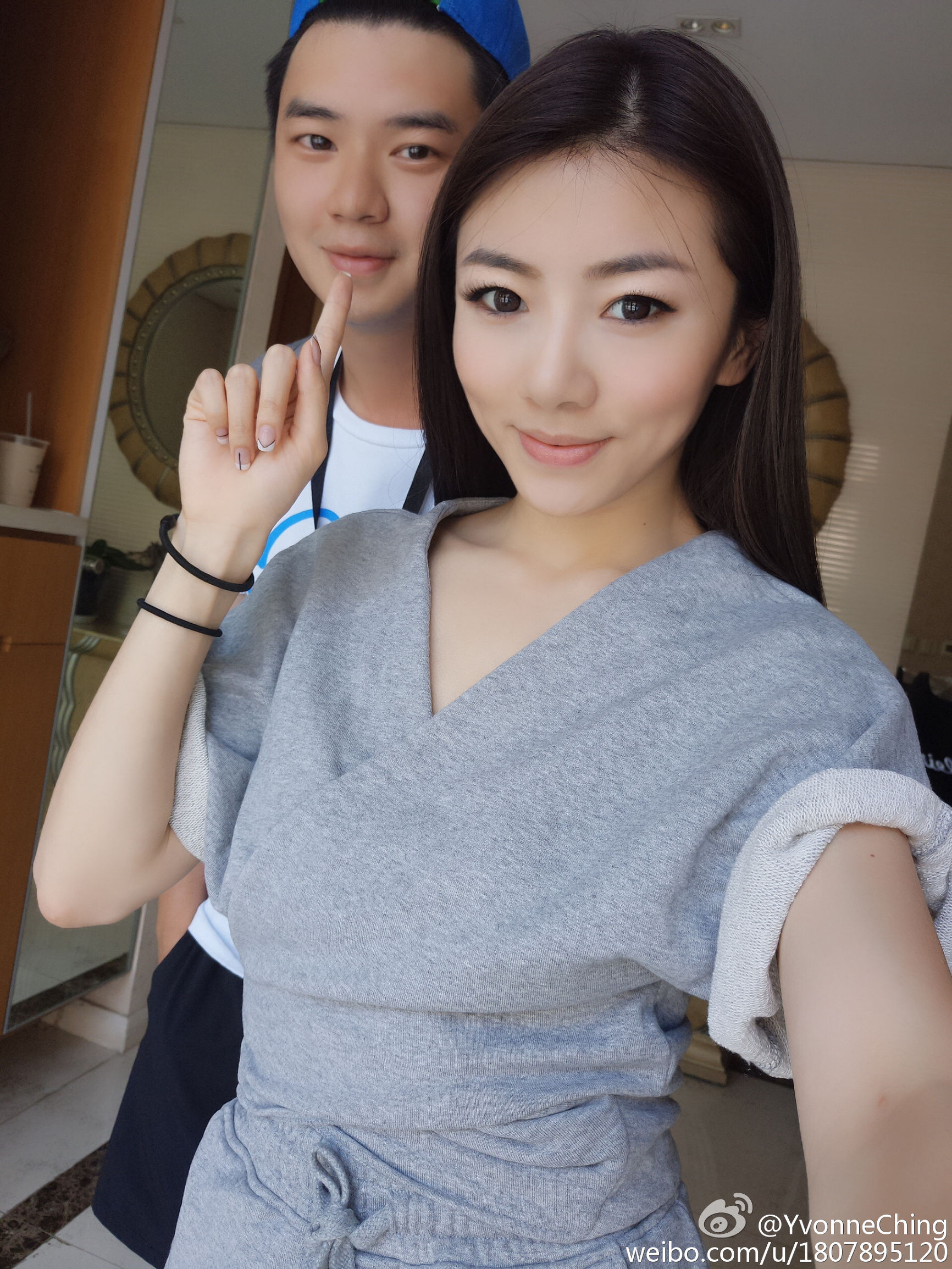 郑恺和模特照片 (郑恺baby假装模特)