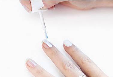 美甲款式推荐2024夏款手绘美甲,美甲款式手绘爆款美甲图显白