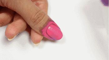 美甲款式推荐2024夏款手绘美甲,美甲款式手绘爆款美甲图显白