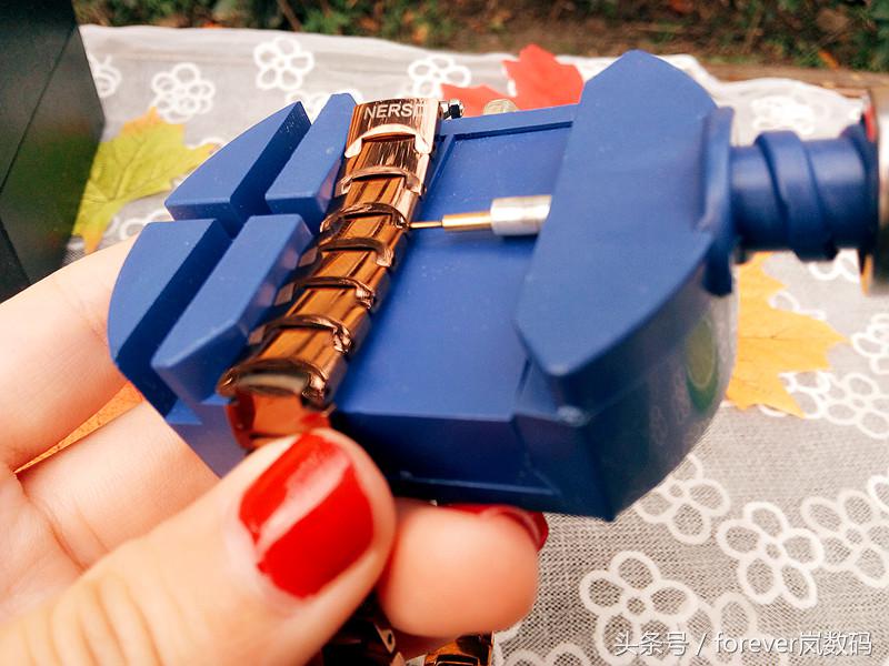 钨金双日历女表,钨钢防水简约女表