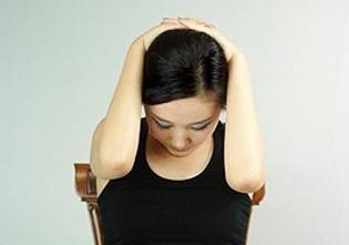 适合办公室减肥的简单动作,办公室减肥简单动作瘦手臂