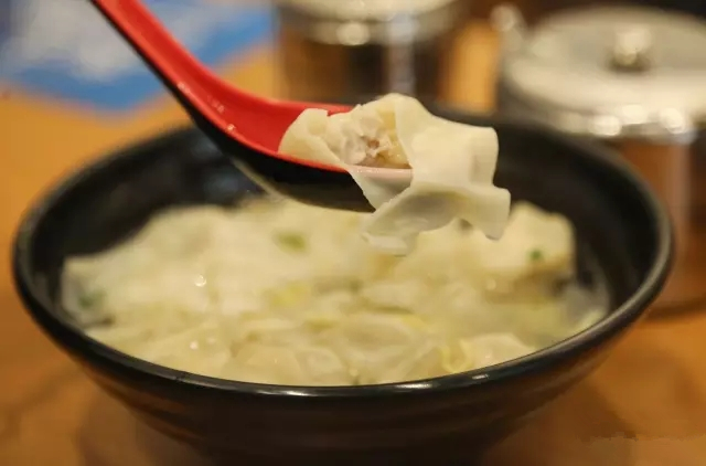 魔都最好吃的小吃街,上海梦花街馄饨哪家好吃