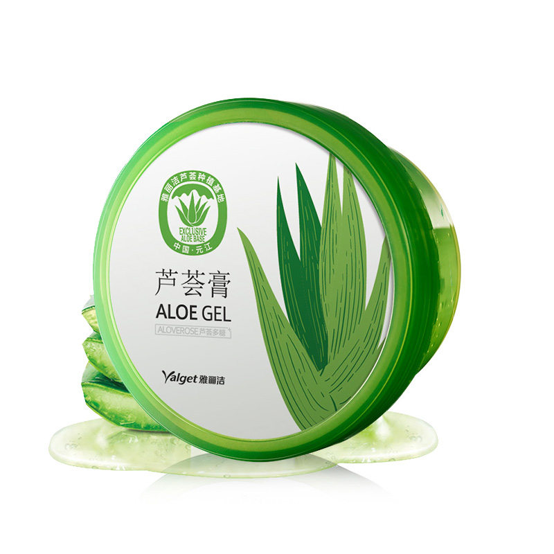 其实是精致的女人更勤快保养,懂得保养的女人一定越来越好看