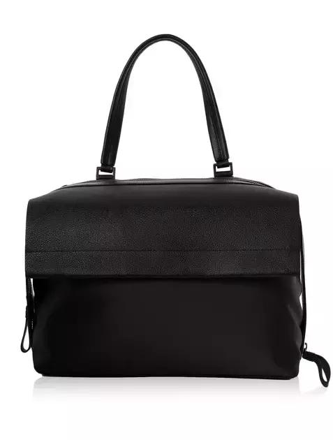 鬼怪剧终，那些美貌的包包却让女王完全停不下来种草