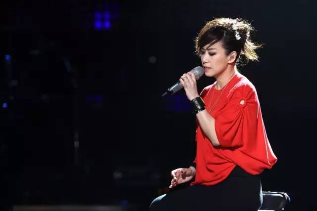 听懂歌曲的人都是有故事的,听懂的都是有故事的女人