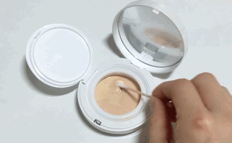 气垫粉饼二合一怎么用,气垫粉饼的正确使用方法