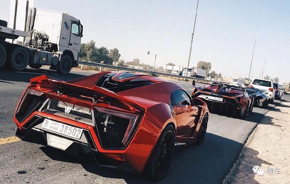 迪拜王子借给成龙车 (当迪拜王子见到成龙)