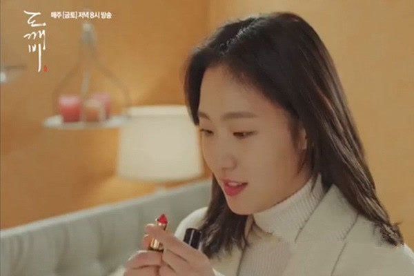 明星同款镜面口红,2022最火的明星同款口红