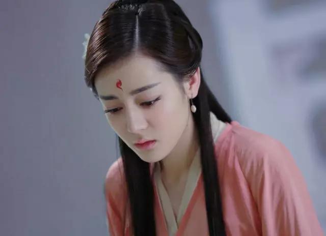 春日桃花妆容教程,桃花妆古风妆容教程