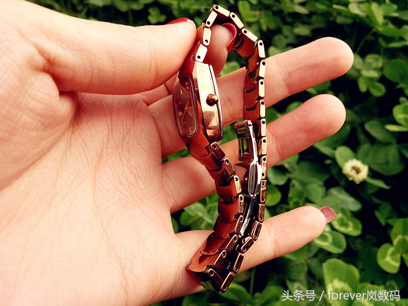 钨金双日历女表,钨钢防水简约女表