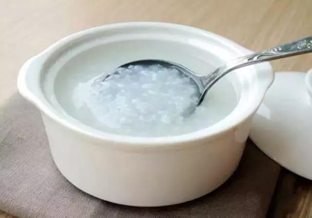 酒喝多了胃难受吃点什么正餐,酒喝多了胃难受如何解决