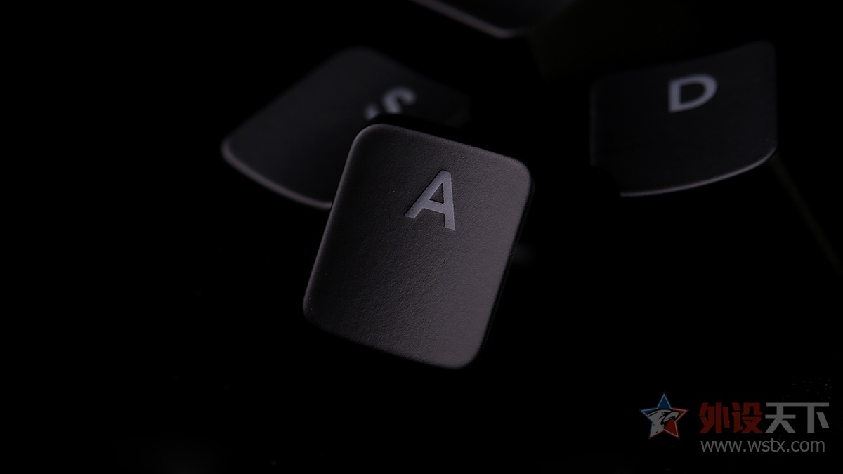 酷冷至尊烈焰枪测评,酷冷至尊烈焰枪多功能