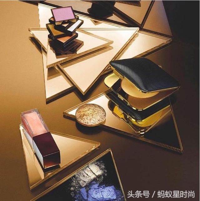 好莱坞顶级化妆师的彩妆品牌TroySurratt！