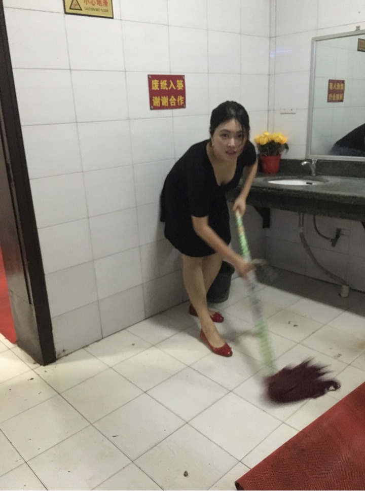 走错厕所怎么办最有效,假如走错厕所该怎么办