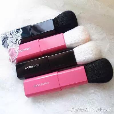 女神化妆包常备好物，分分钟帮你扑倒男神