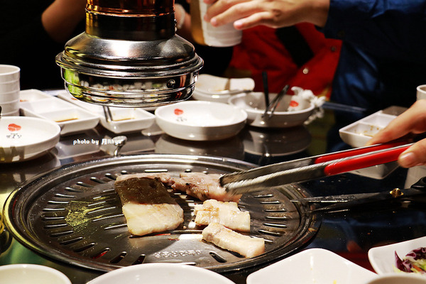 探店韩屋韩式烤肉,缸桶屋韩式烤肉