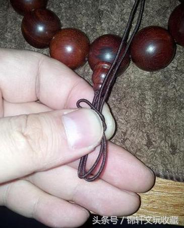 手串绳断了怎么打结,戴佛头手串怎么穿绳打结