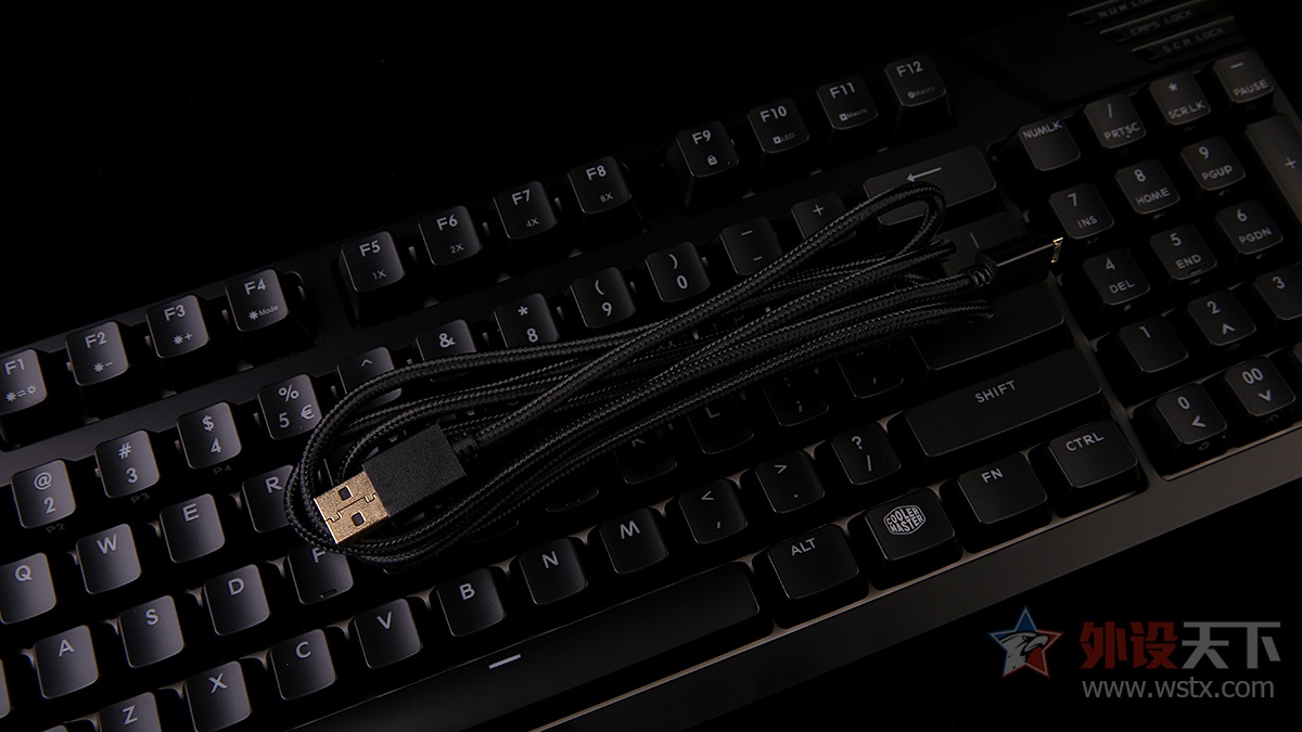 酷冷至尊烈焰枪测评,酷冷至尊烈焰枪多功能