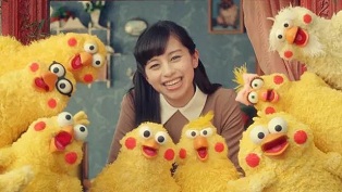 最近霸屏的小黄鸡表情包,最近很火的沙雕小黄鸡表情包