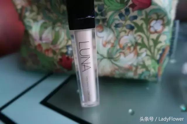 女神化妆包常备好物，分分钟帮你扑倒男神