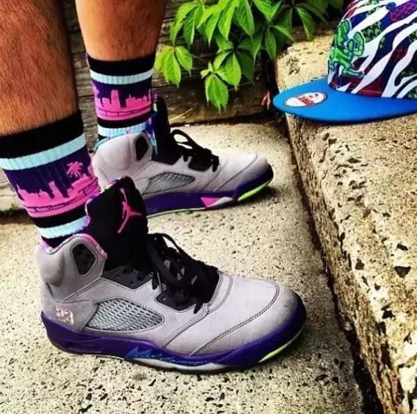 袜子不好穿着小妙招,袜子穿不牢小妙招