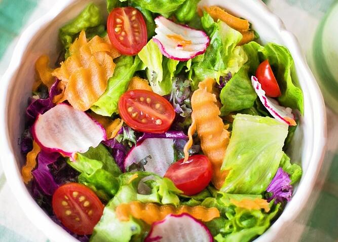 秃顶重头长头发太细怎么改善,秃顶头发稀少怎样掩饰