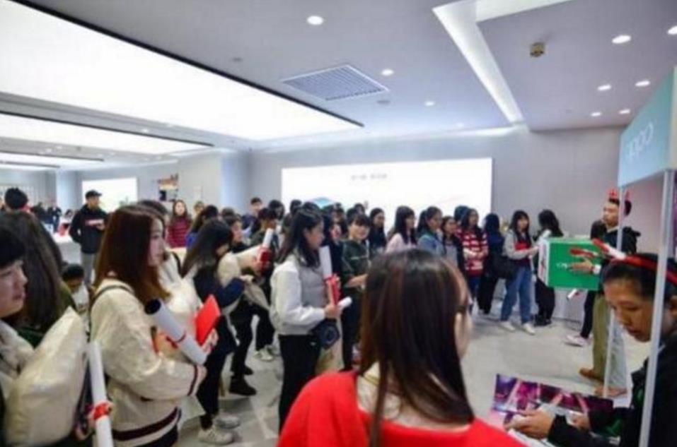 oppor9s新年特别款,oppor9s新年限定款