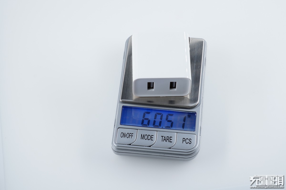 小米65w充电器cdq07zm拆解,充电器cdq03zm和ado7zw有什么不同