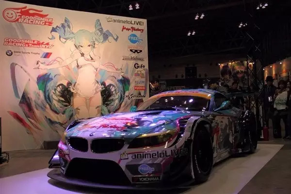 揭秘虚拟偶像初音未来背后的故事,初音未来是虚拟偶像吗