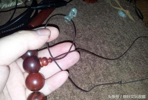 手串绳断了怎么打结,戴佛头手串怎么穿绳打结