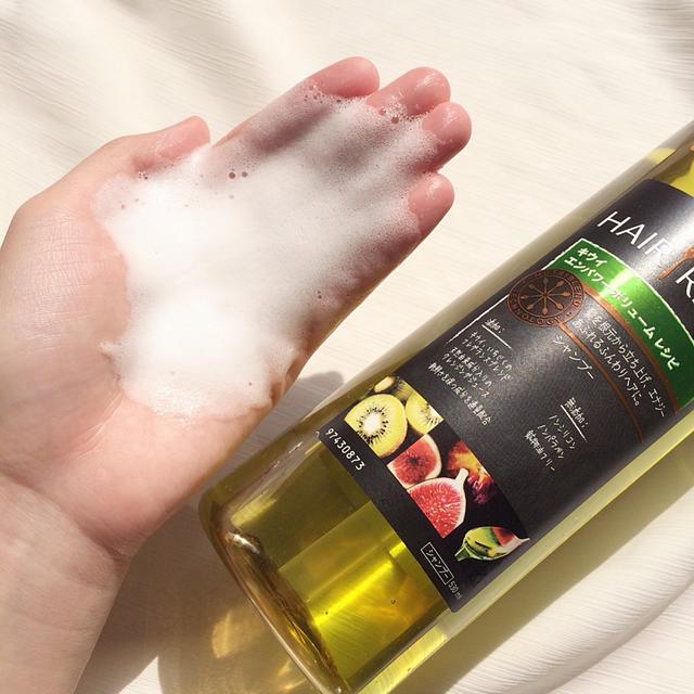 想get温柔摸头杀，你头发够格吗？