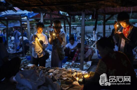 缅甸玉石停止开采吗最新消息,缅甸进口玉石关税2022年