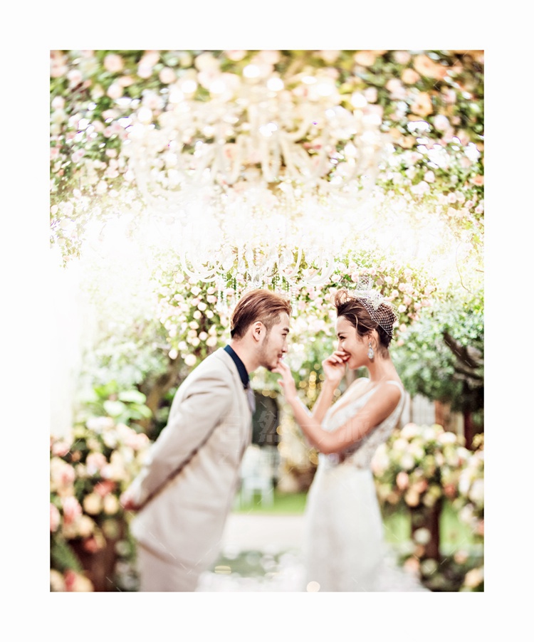 婚纱照一定要拍的9个姿势,这才是婚纱照正确打开方式