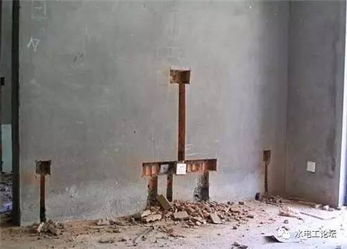 家庭装修插座开关安装高度标准,床头插座安装高度和左右尺寸