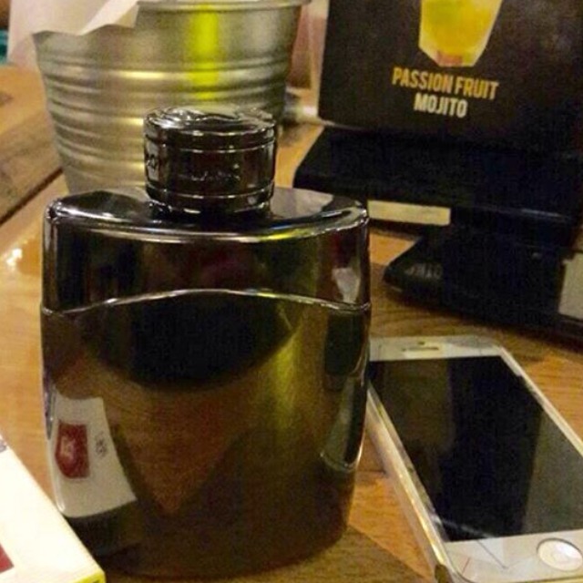 蔚蓝香水送男朋友送淡的还是浓的,送给男朋友的香水