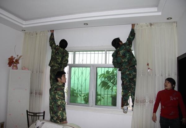 朋友明明挂窗帘了为什么还贴了膜？去到他家才知道贴膜这么好！