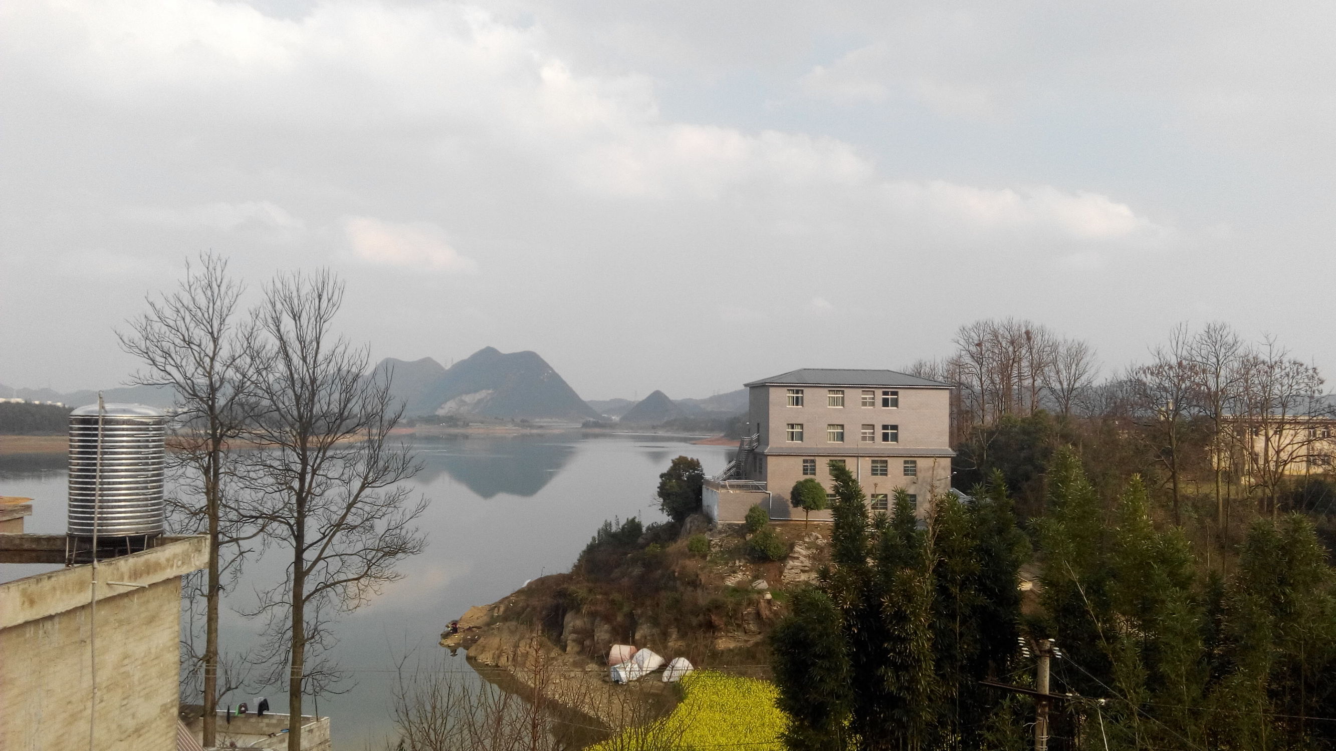 红米最经典的手机,曾经烂大街的手机红米1s