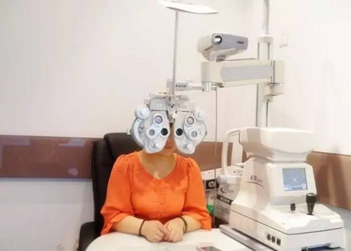 隐形眼镜刚买回来需要关注什么,第一次配眼镜需要关注什么事项