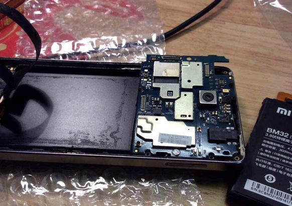 小米手机排线坏了可以自己换吗,小米手机换开机排线教程