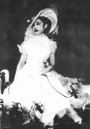 民国故事张学良和于凤至,张学良大姐于凤至年轻时照片